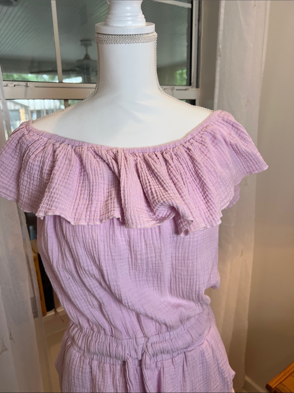Ocean Drive Lilac Off-Shoulder Ruffle top romper size large. - Picture 5 of 7